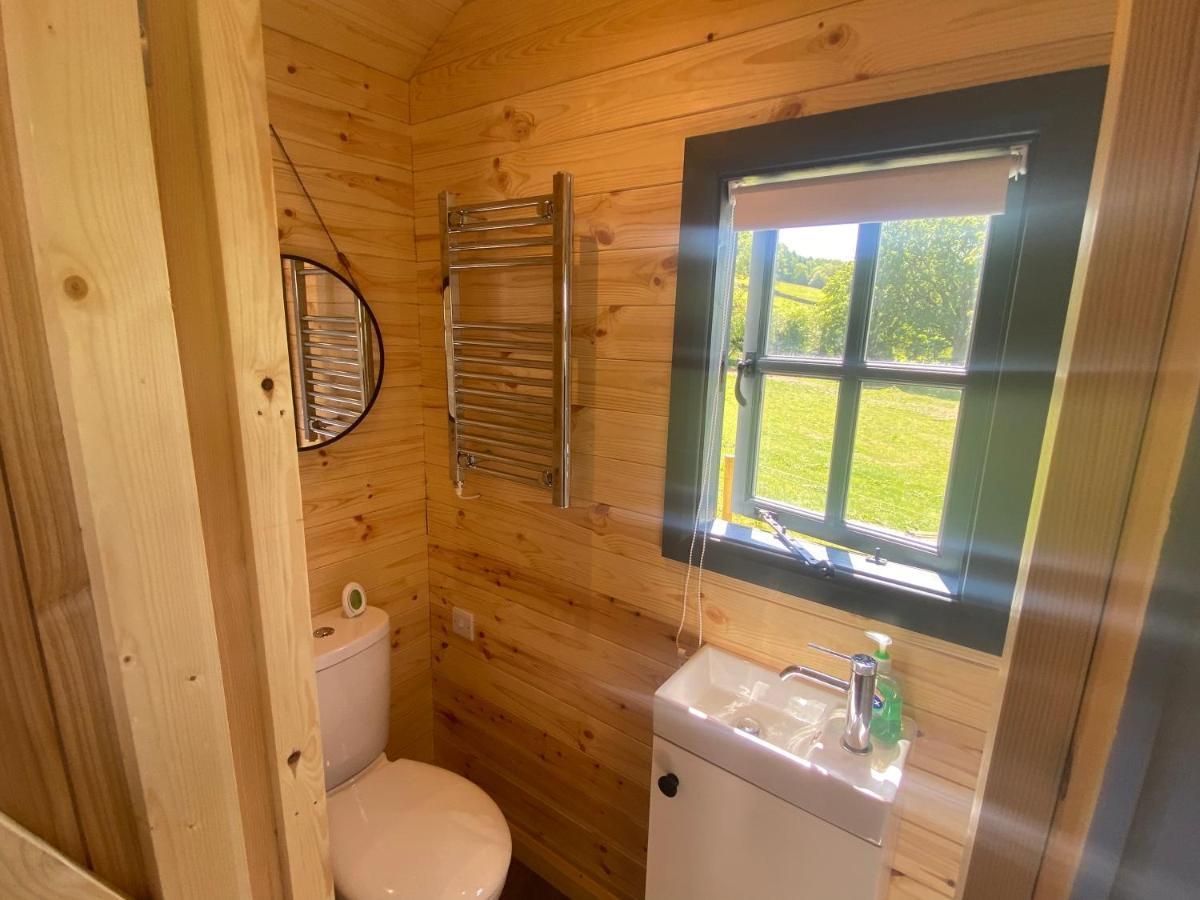 Oakies Farm Stays Llandovery Esterno foto