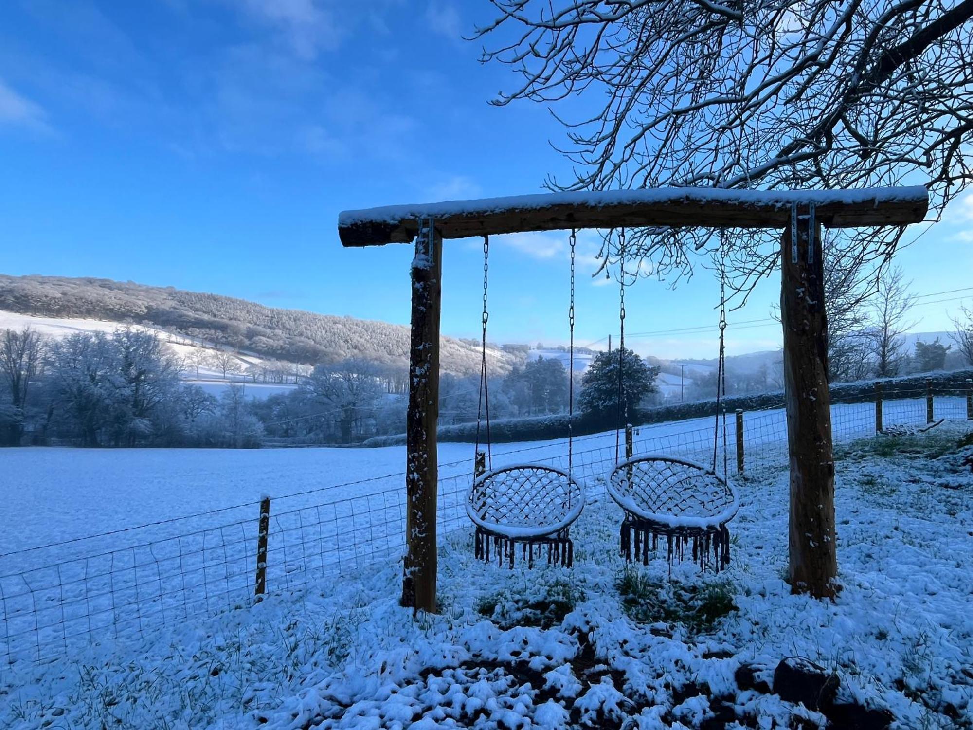 Oakies Farm Stays Llandovery Esterno foto